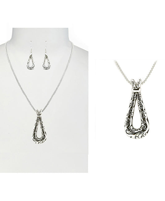 Tailored Look Teardrop Necklace Set