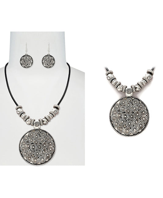 Tailored w/ Rustic Round Necklace Set