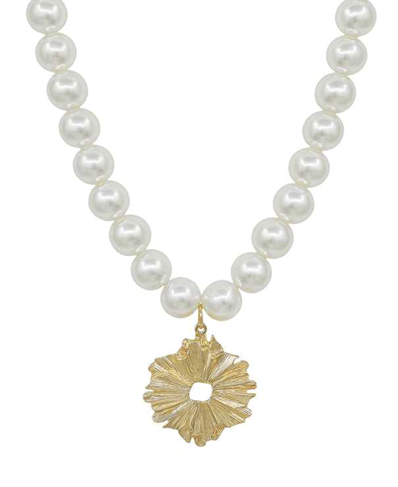 12mm Pearl w/ Texture Flower Short Necklace