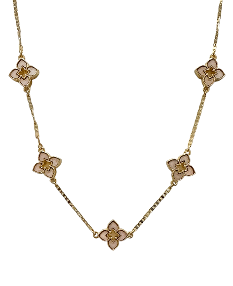 Clover Station Short Necklace