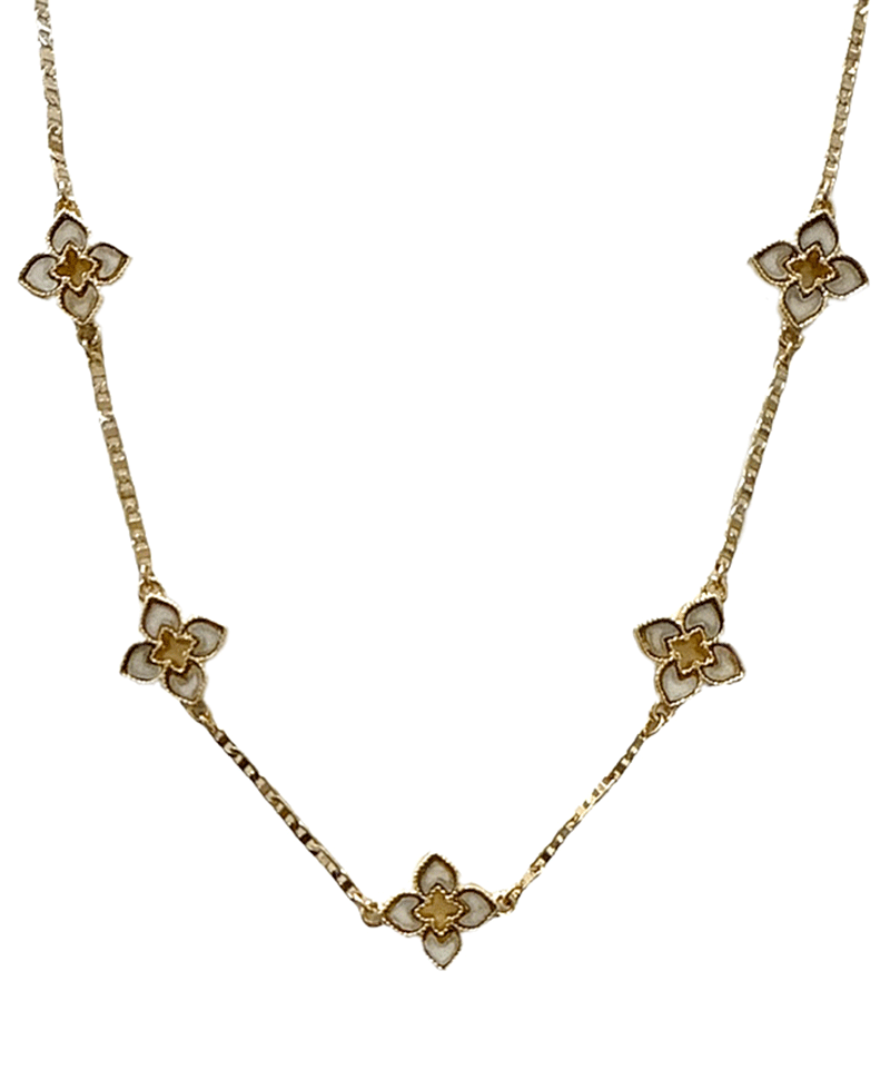 Clover Station Short Necklace