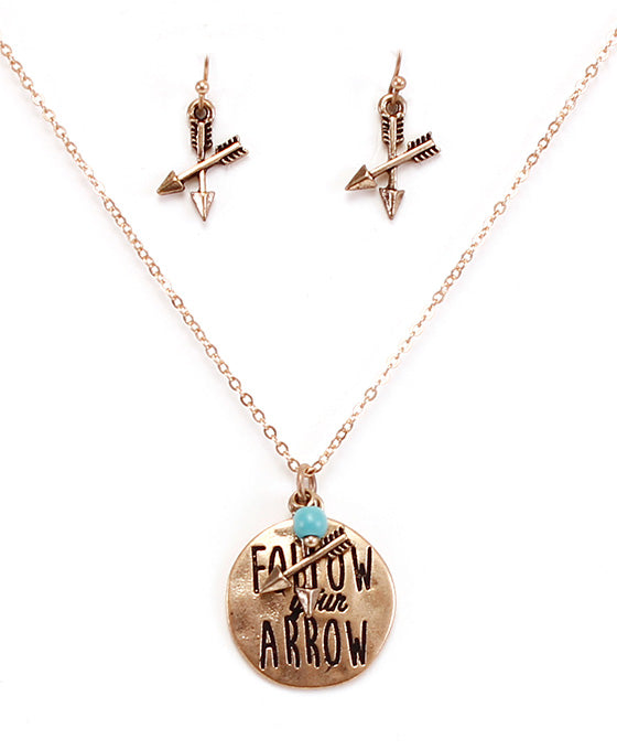 FOLLOW YOUR ARROW Necklace Set